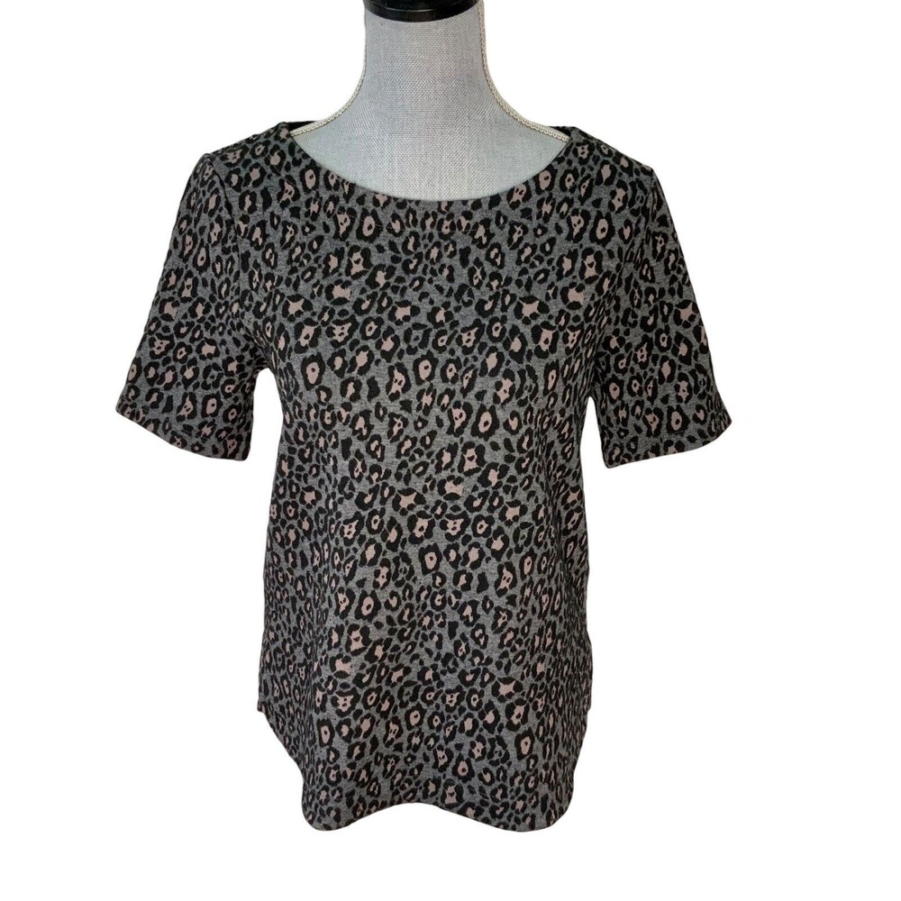 LOFT Womens Small Gray Black Tan Animal Leopard Print Short Sleeve‎ Textured Top